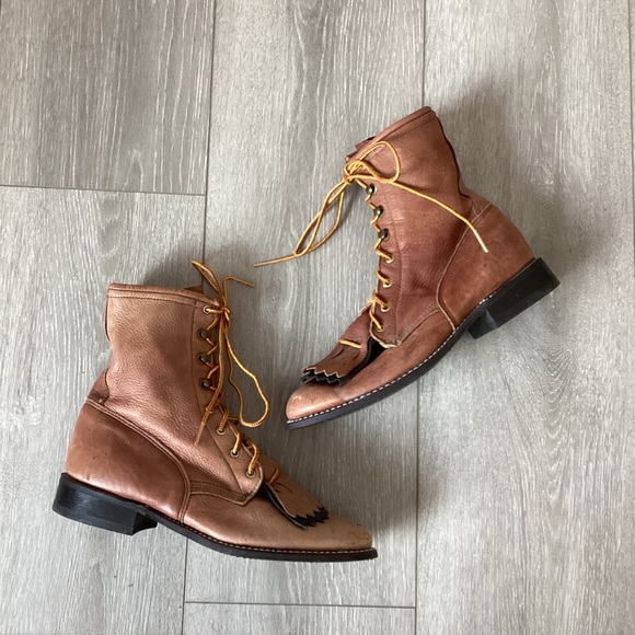 Vintage Laredo Leather Lace Up Riding Boots W/ Fringe Detail at Toe Size 7.5 - Picture 3 of 6